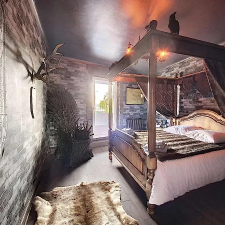 Logement Unique Inspire De Game Of Thrones Au Coeur De *