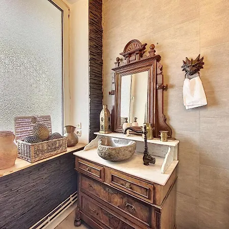 Logement Unique Inspire De Game Of Thrones Au Coeur De *